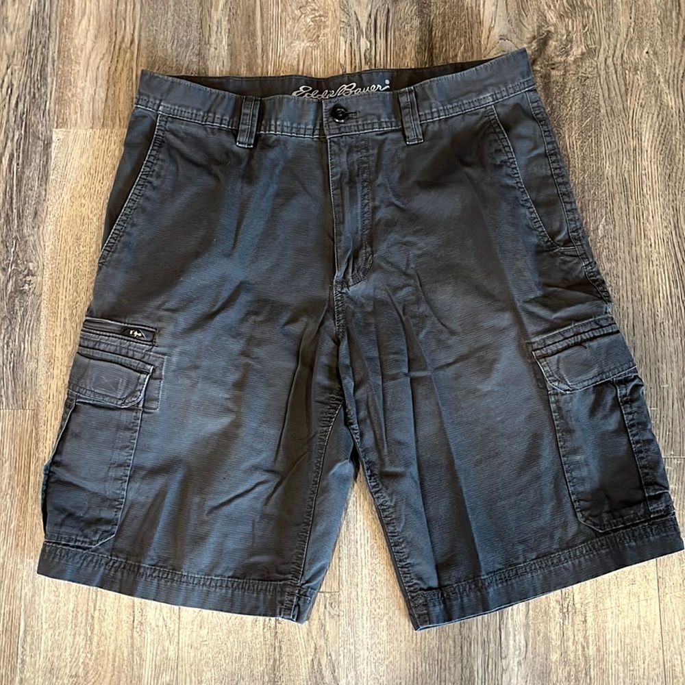 ‎Eddie Bauer Gray Cargo Shorts